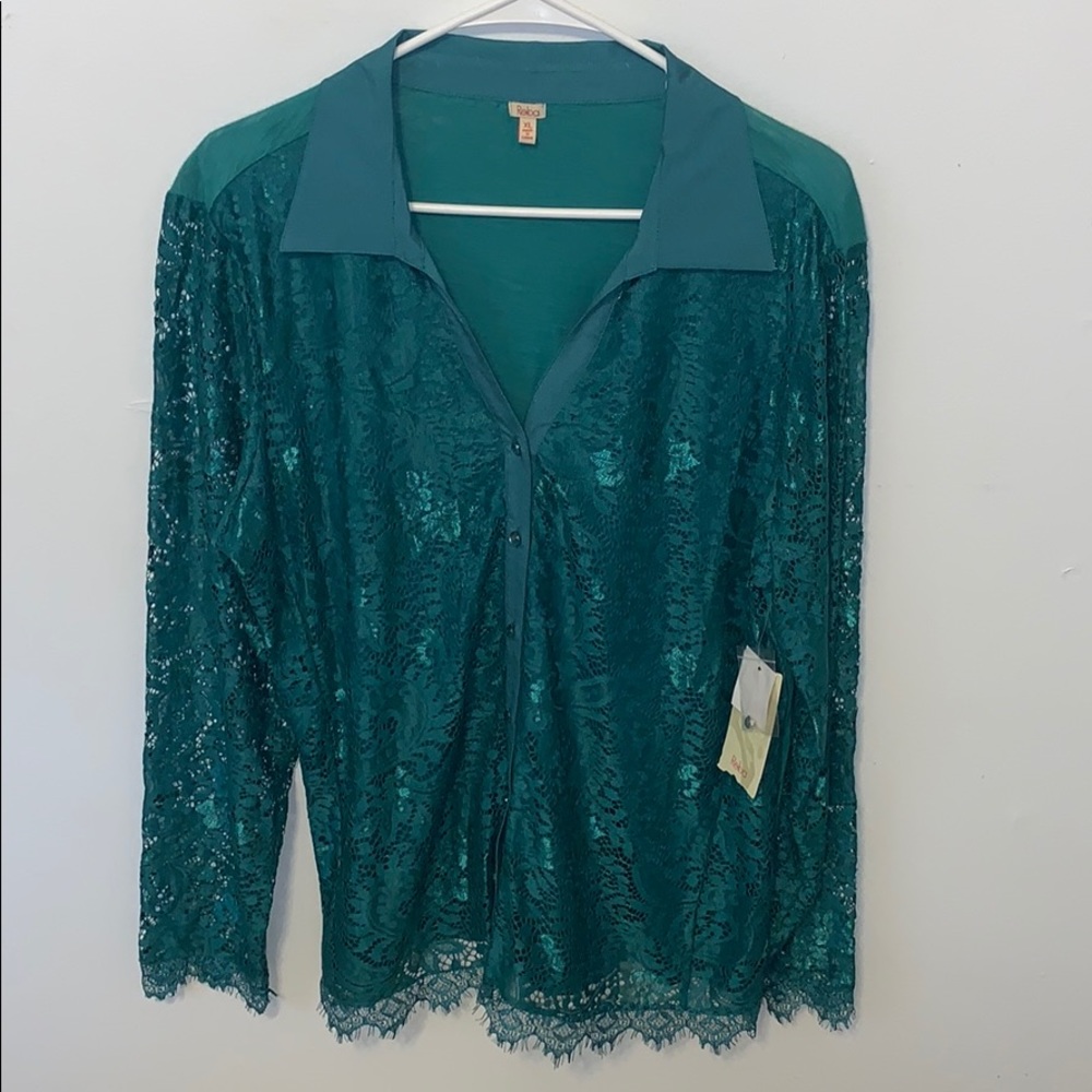 New w/tags long sleeve button down shirt